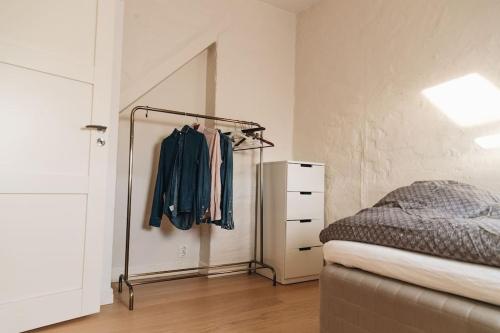 Modern 3-room top floor apartment