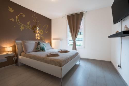 Spacieux - 4 pers' - Balcon - 2 lits - Parking in Woippy