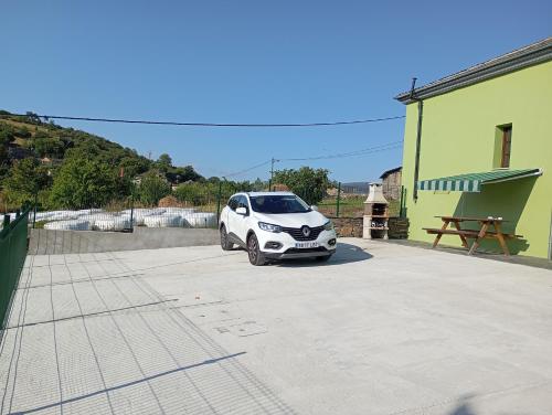  Casa Rural de alquiler integro La Cantina de Villarmayor-Asturias in Villarmayor