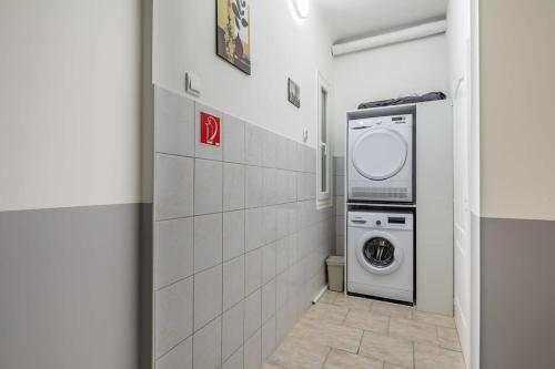 Central Simple Studio - image 7