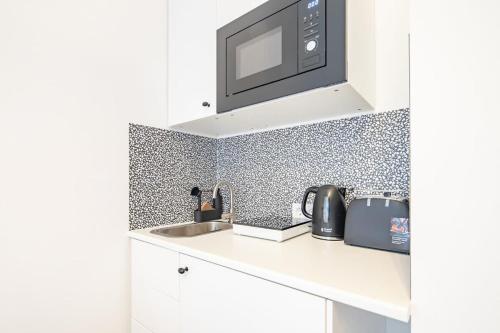 Extra Central - Mini Modern Studio 3