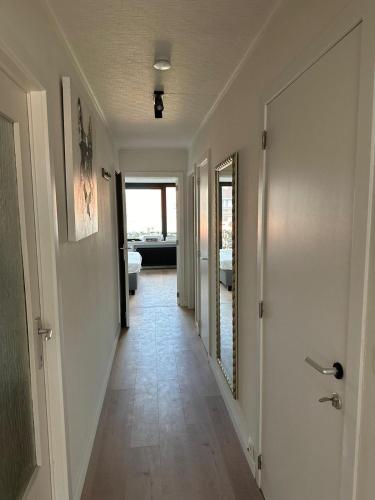 Appartement aan zee en stad, super locatie en volledig gerenoveerd! - Location saisonnière - Ostende