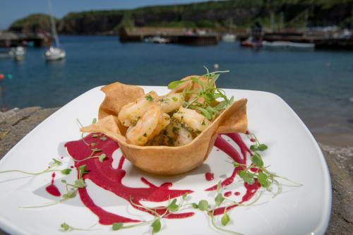 The Ship Inn - image 3