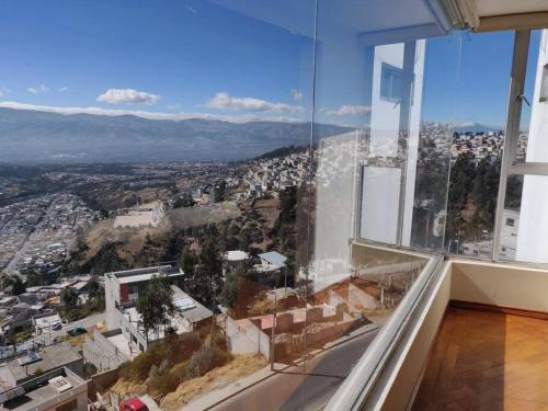 Vista Real Modern View Jacuzzi hidromasaje in การ์เซเลง