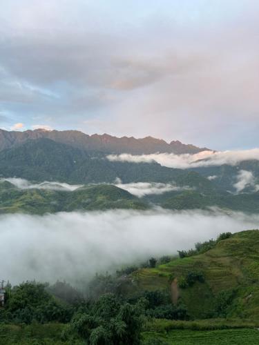 Black Hmong View Homestay – Sa Pa, FL
