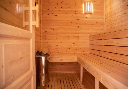 Sauna, Varság Gyöngye Vendégház (Varsag Gyongye Vendeghaz) in Varsag
