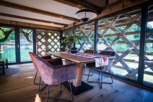 Instalaciones, Hayrack Skok Mozirje in Mozirje