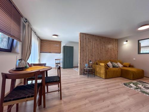 ZAGÓRZANKA Pensjonat Rehabilitacyjno-Rekreacyjny SiS Dziadkowiec - Spółka Jawna