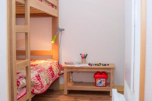 3 bedrooms, 6 beds