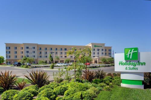 홀리데이 인 & 스위트 베이커즈필드 바이 IHG - 숙소 외관