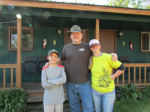 Best Bear Lodge in Irons, USA
