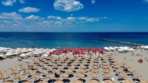 ชายหาด, โรงแรมเดล มาร์ มามายา (Hotel Del Mar Mamaia) in มามายา บีชฟรอนต์