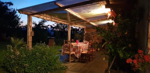 Kilátás, La chambre Montagne chez les garçons (La chambre Montagne chez les garcons) in Saint-Paul (Rhone-Alpes)