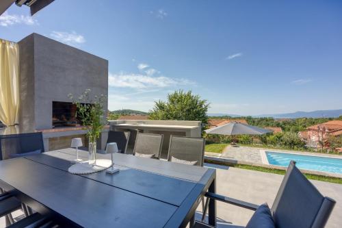 Majestic View Villa in Marcelji