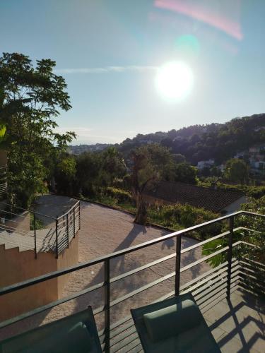 Villa le Caroubier super Cannes - Tap to explore photos