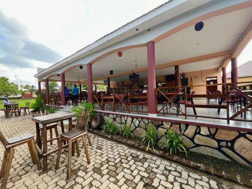 Lavic Country Resort Adjumani in Adjumani