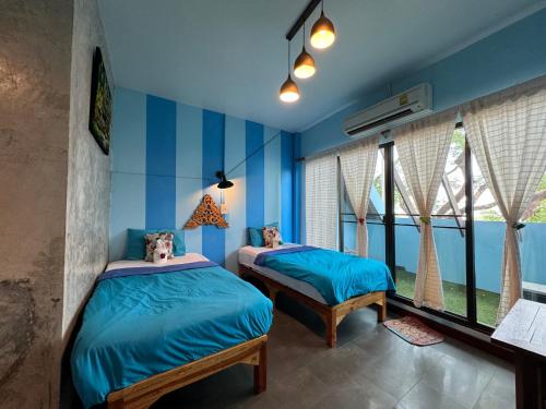 Retro At Phra Sing Guest House