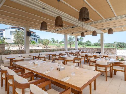 582994136 Anda Barut Collection - Ultra All Inclusive