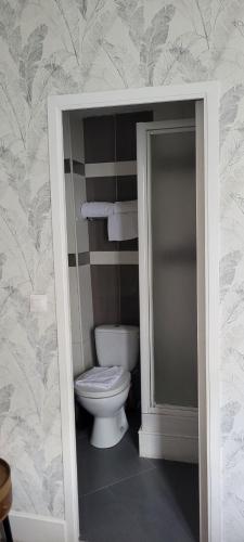 Hotel Central Anzac - image 14