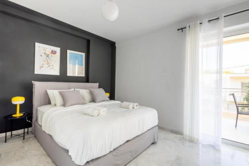 Elegant Coastal Haven Fully Renovated 3-Bedroom Apartment, Athens (photo 7)