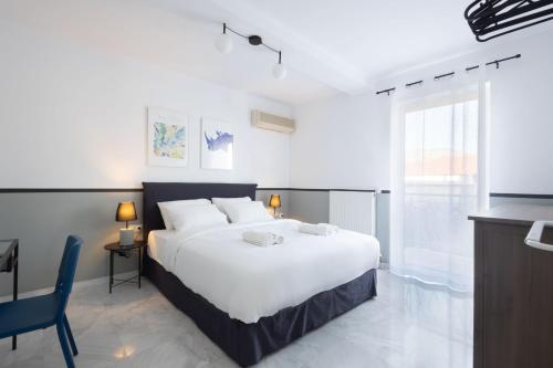 Elegant Coastal Haven Fully Renovated 3-Bedroom Apartment, Athens (photo 8)