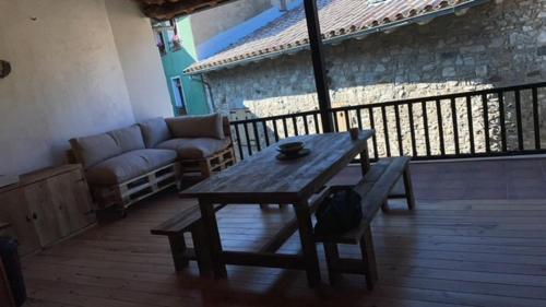 Balkons/terase, La Fresona ,Gombrèn (La Fresona ,Gombren) in Gombreny