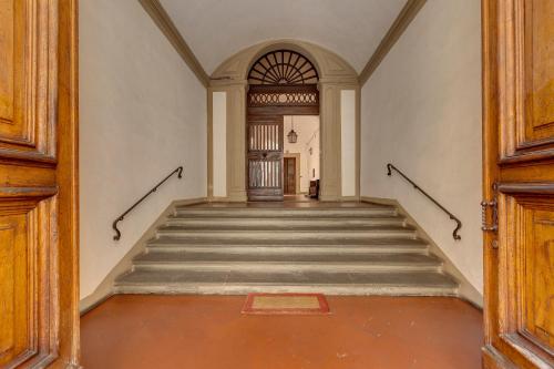 Tintori Luxury Palace by Mamo Florence - image 6