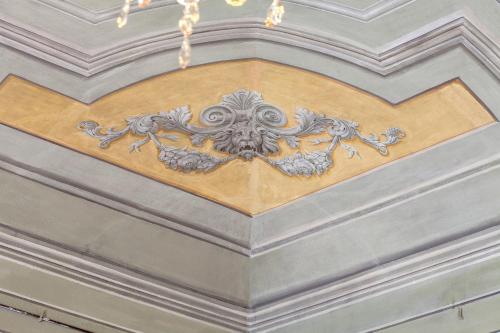 Tintori Luxury Palace by Mamo Florence - image 5