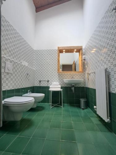 Deluxe Double or Twin Room with Garden View image 5
