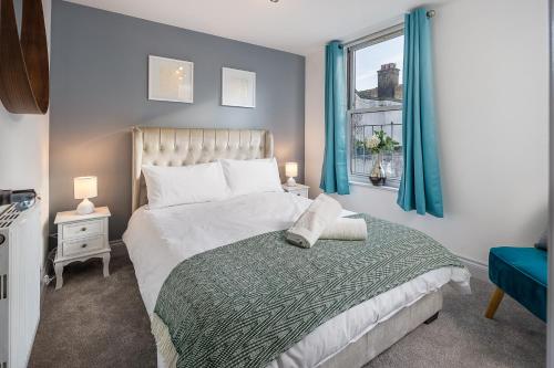 Modern 2-Bedroom Flat in Vibrant East London