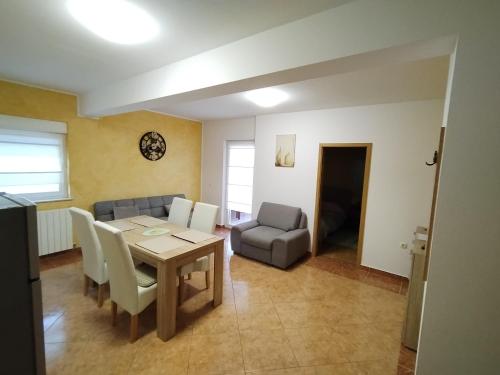 Apartment with Terrace image 10
