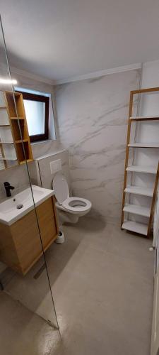 2 bedrooms, 3 beds