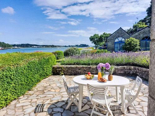 Holiday Home La petite Pen Er Hoët by Interhome Holiday Home La petite Pen Er Hoët by Interhome