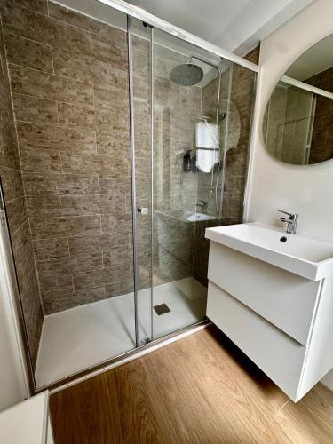 Hostal Atuaire Home en el centro de Burgos in Burgos