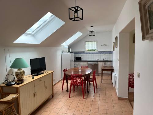 LA POMMERAIE in บูร์ฌเทอรูลด์-แอ็งเฟรอวิล