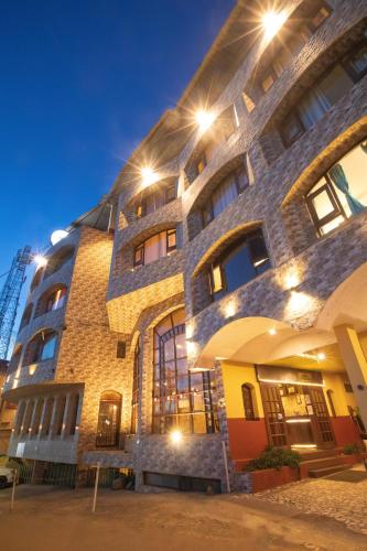 HOTEL KHEMS in อูตี้