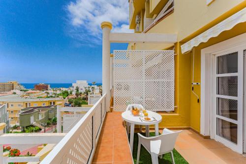 Apartamentos ORLANDO en Costa Adeje 2