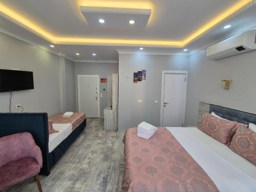 Standard Triple Room image 4