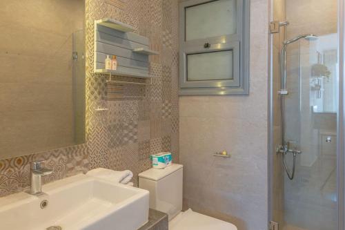 New & Chic 2BR with Pool Access Sholan 2 El Gouna, Hurghada (Foto 5)