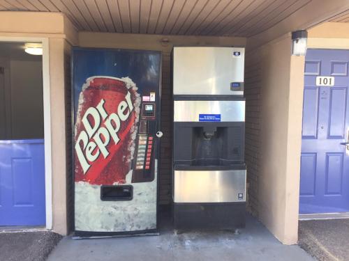Motel 6-Waco TX - image 6