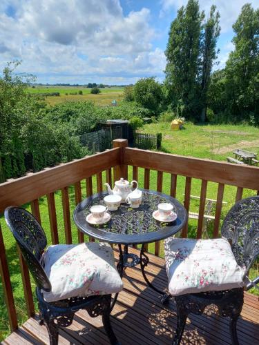 Uitzicht, Rustic Retreat Guest Lodge in Littleport East