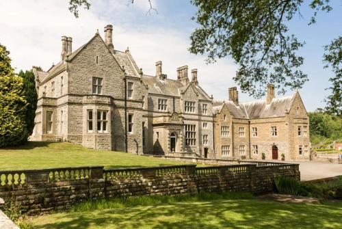 Middleton Hall -Middleton Estate in เดทแชนท์