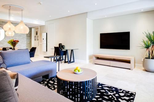 Beautiful Apartment at the Waterfront Marina Altmore 001 - Cape Town