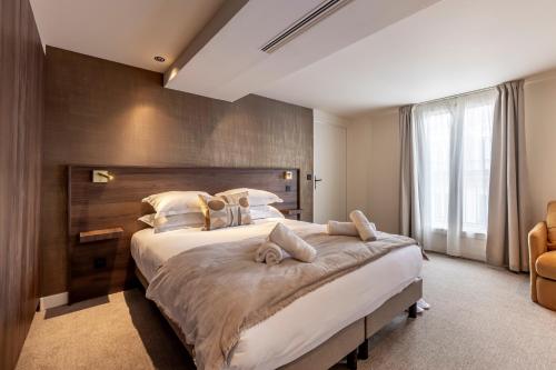 Le Monsieur by Sweett Room Type - Junior Suite with Balcony Le Monsieur by Sweett Room Type - Junior Suite with Balcony