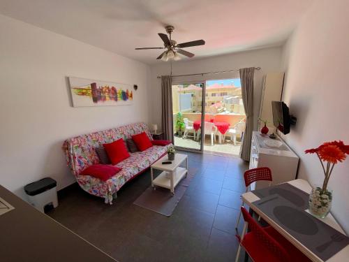Cozy and sunny apartment with everything you need, Great location 3