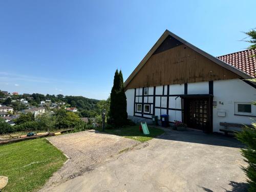 Altes Bauernhaus in der Natur in Detmold, Deutschland