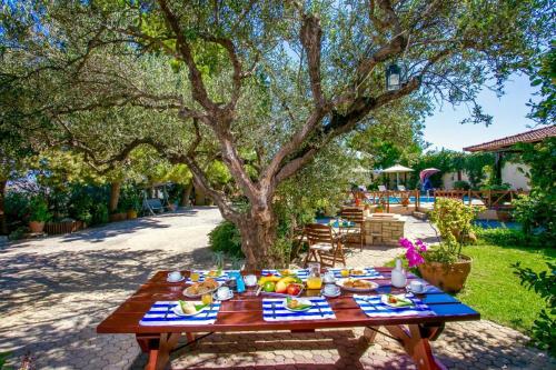 Plan Etaje, Villa Agapi Episcopi in Episkopi