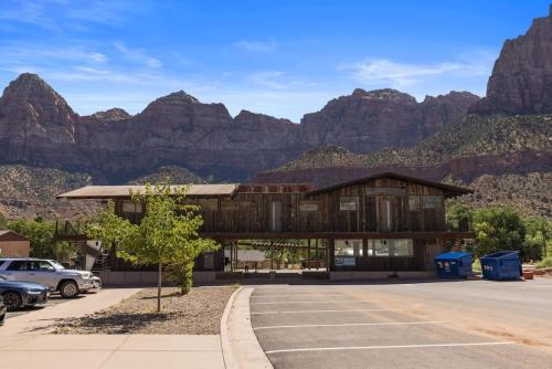 Zion Loft Unit 5 - image 2