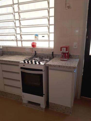 Confortável Casa na Praia do Indaiá Bertioga (Confortavel Casa na Praia do Indaia Bertioga) in เบอร์ติโอก้า