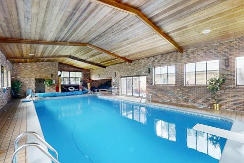 Bossenbery North Retreat in Gaylord, USA